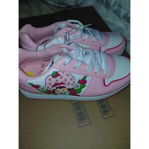 Strawberry short cake big girl tennis shoes size 5